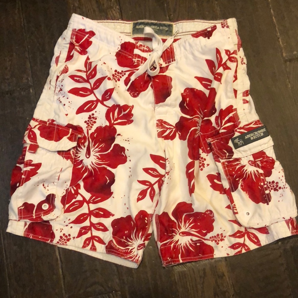 Abercrombie swim trunks 34